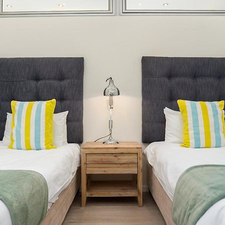 Four Seasons Apartments Cape Town Ngoại thất bức ảnh