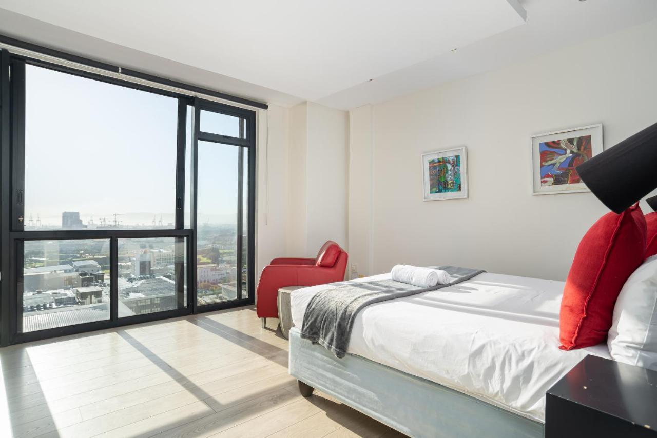 Four Seasons Apartments Cape Town Ngoại thất bức ảnh