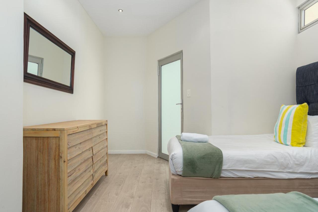 Four Seasons Apartments Cape Town Ngoại thất bức ảnh